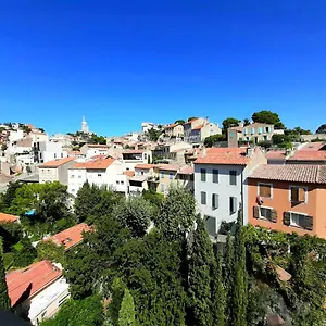 Couette-café Chambre Avec Vue Notre Dame De La Garde, Marseille