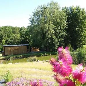 les-roulottes-de-cambonis.midi-pyreneeshotels.com/